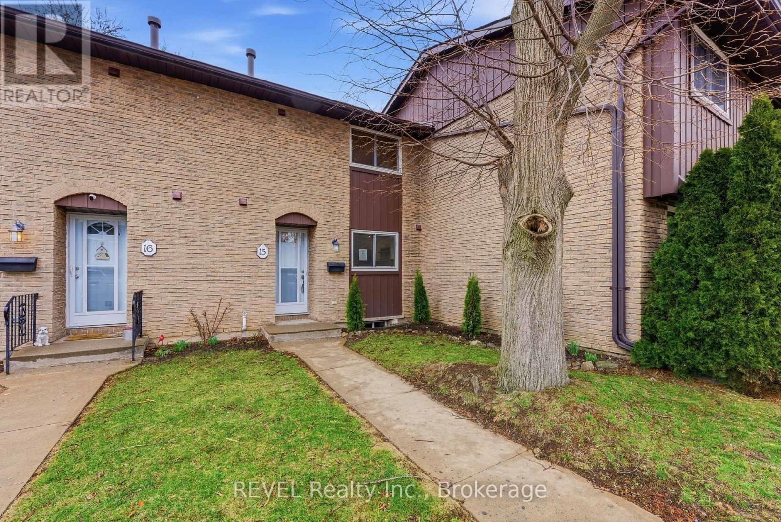 15 - 151 Linwell Road, St. Catharines (Lakeport), ON - Outdoor
