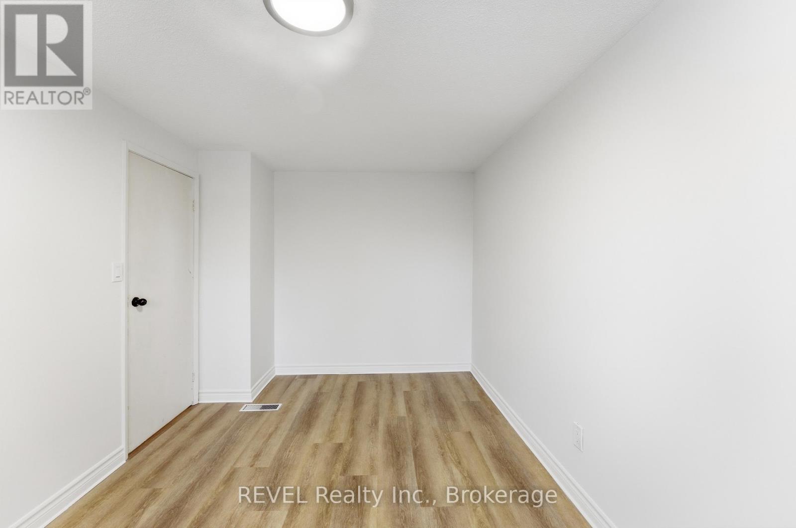 15 - 151 Linwell Road, St. Catharines (Lakeport), ON - Indoor Photo Showing Other Room