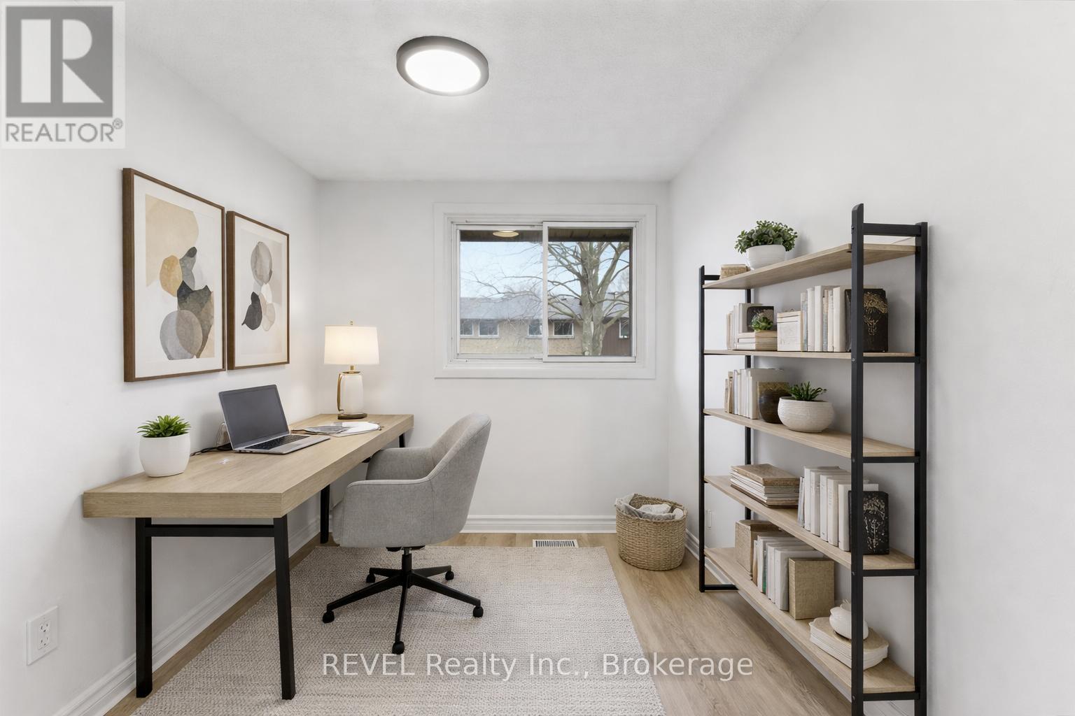 15 - 151 Linwell Road, St. Catharines (Lakeport), ON - Indoor Photo Showing Office