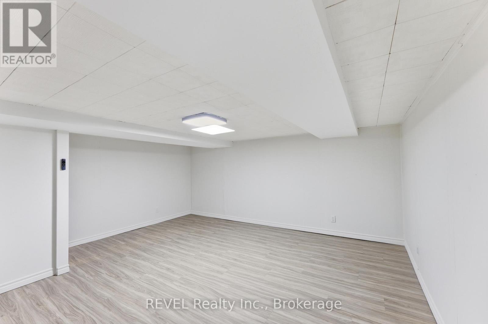15 - 151 Linwell Road, St. Catharines (Lakeport), ON - Indoor Photo Showing Other Room