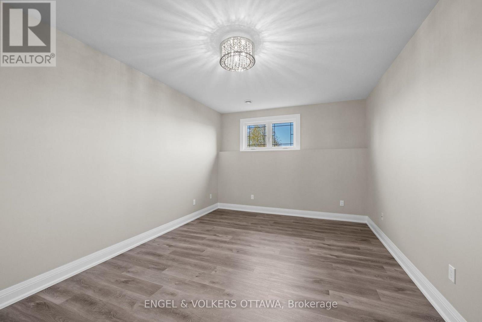 Lower Level Bedroom - 1457 Waters Edge Way, Ottawa, ON - Indoor Photo Showing Other Room