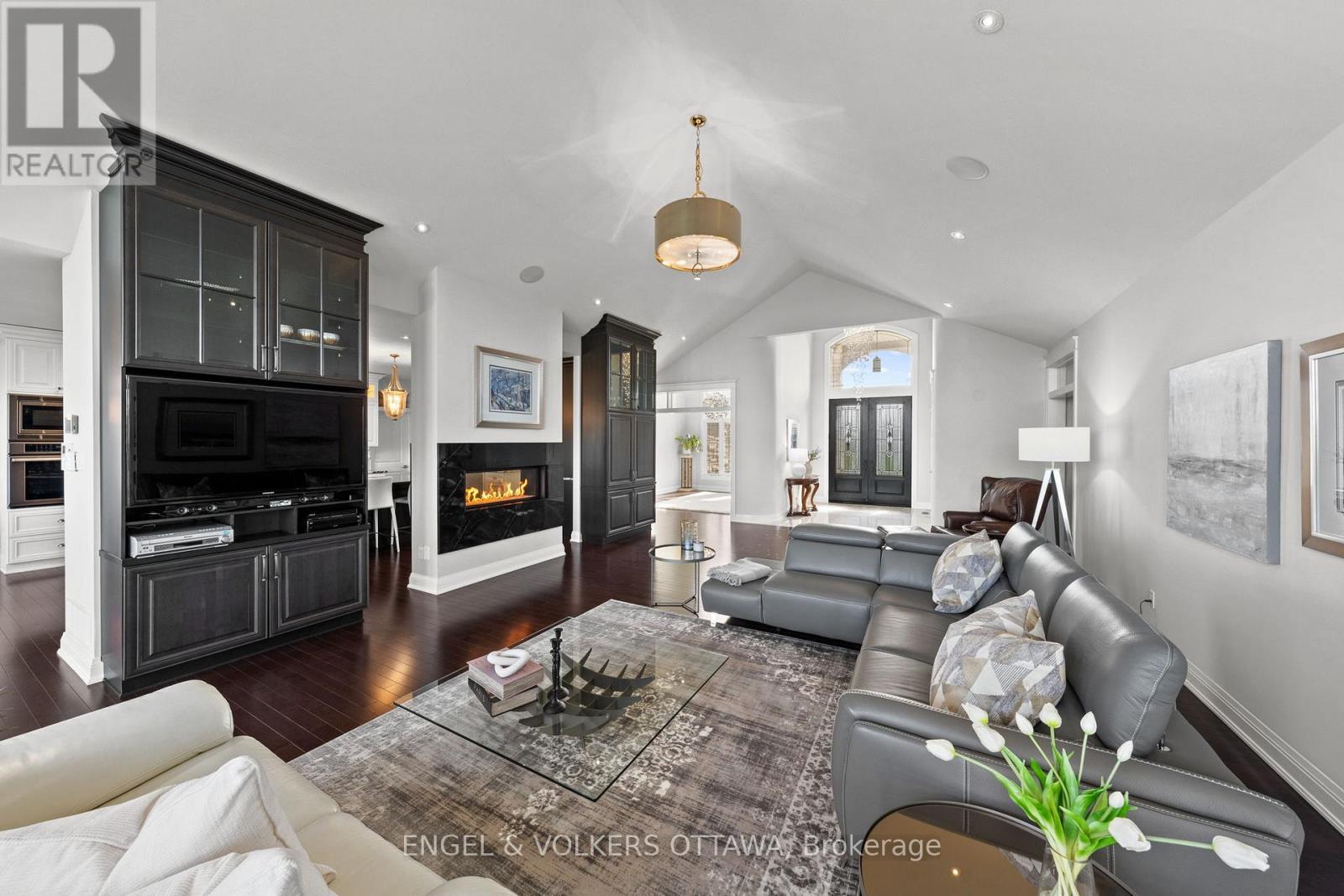 1457 Waters Edge Way, Ottawa, ON - Indoor Photo Showing Living Room With Fireplace
