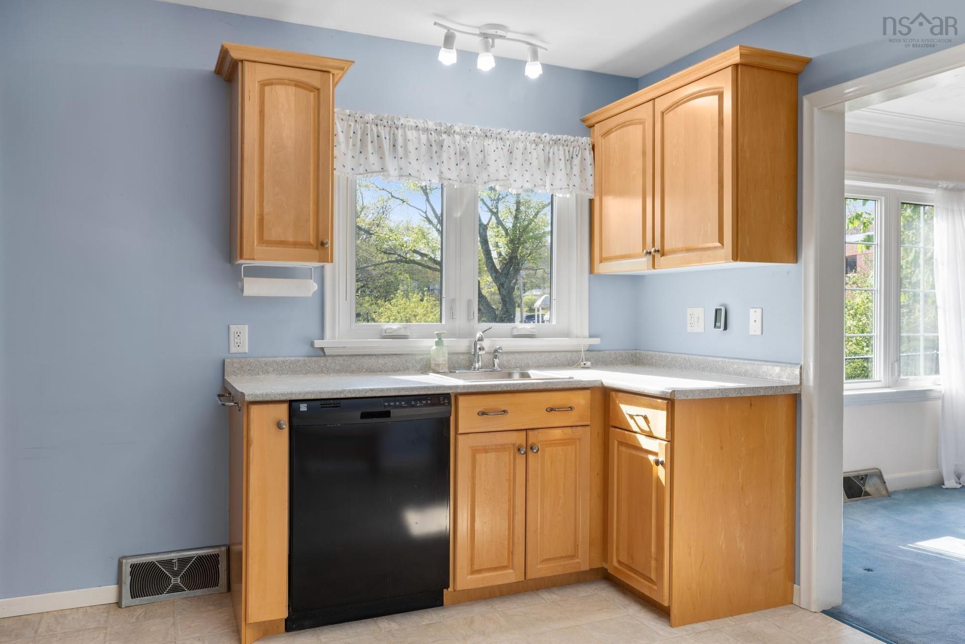 102 Torrington Drive, Halifax, NS