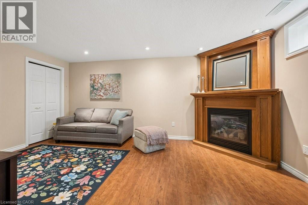 76 Stiefelmeyer Crescent, Baden, ON - Indoor Photo Showing Living Room With Fireplace