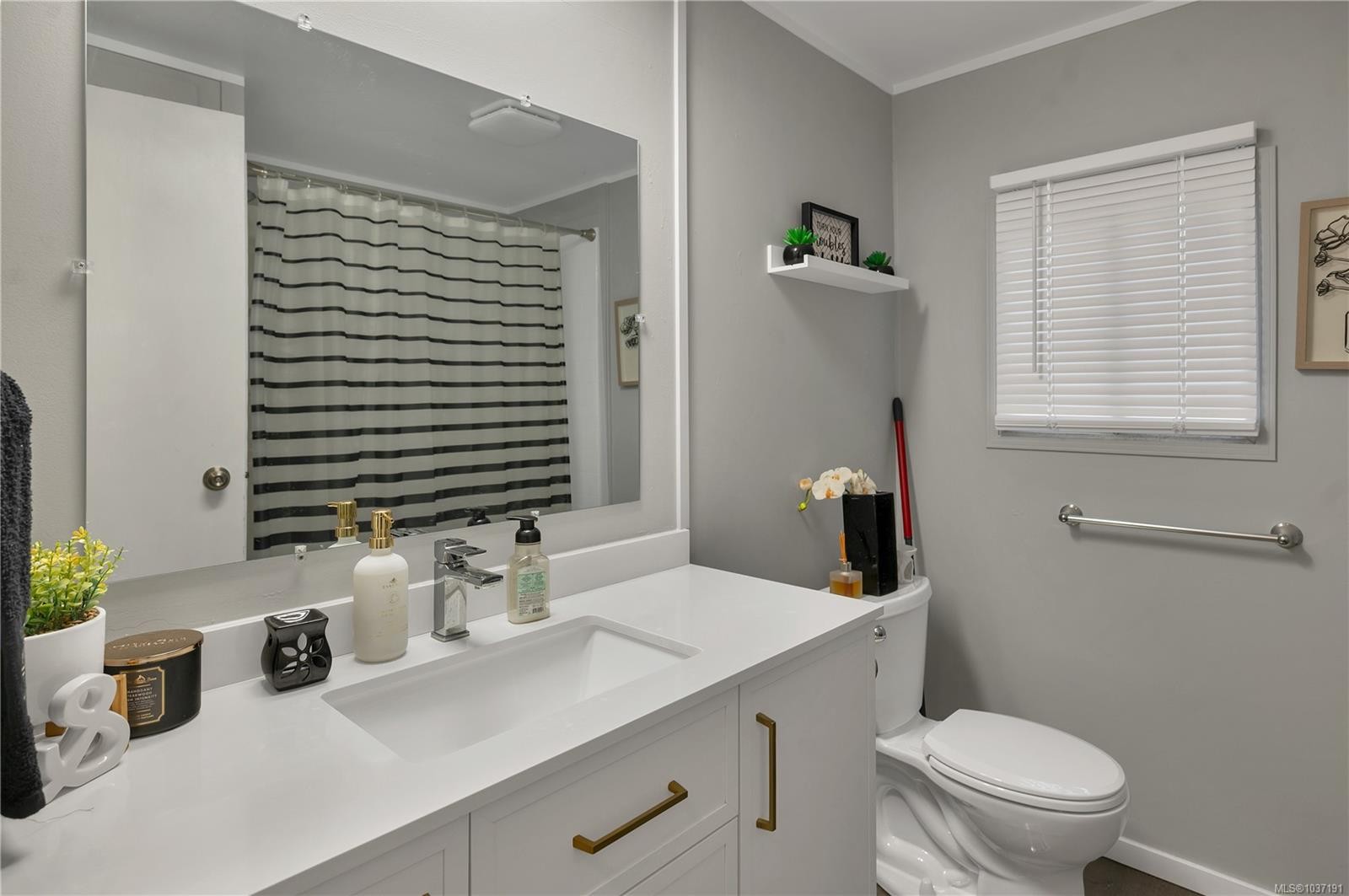 943 Hemlock St, Campbell River, BC
