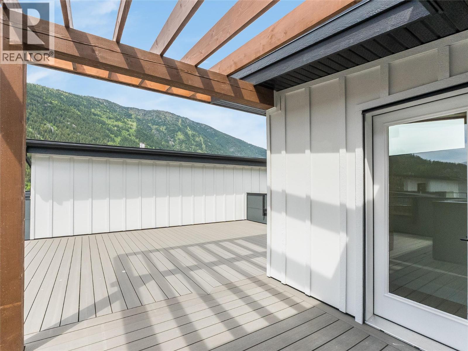 Rooftop balcony - 910 Lakeside Drive Unit# 208, Nelson, BC - Outdoor With Exterior
