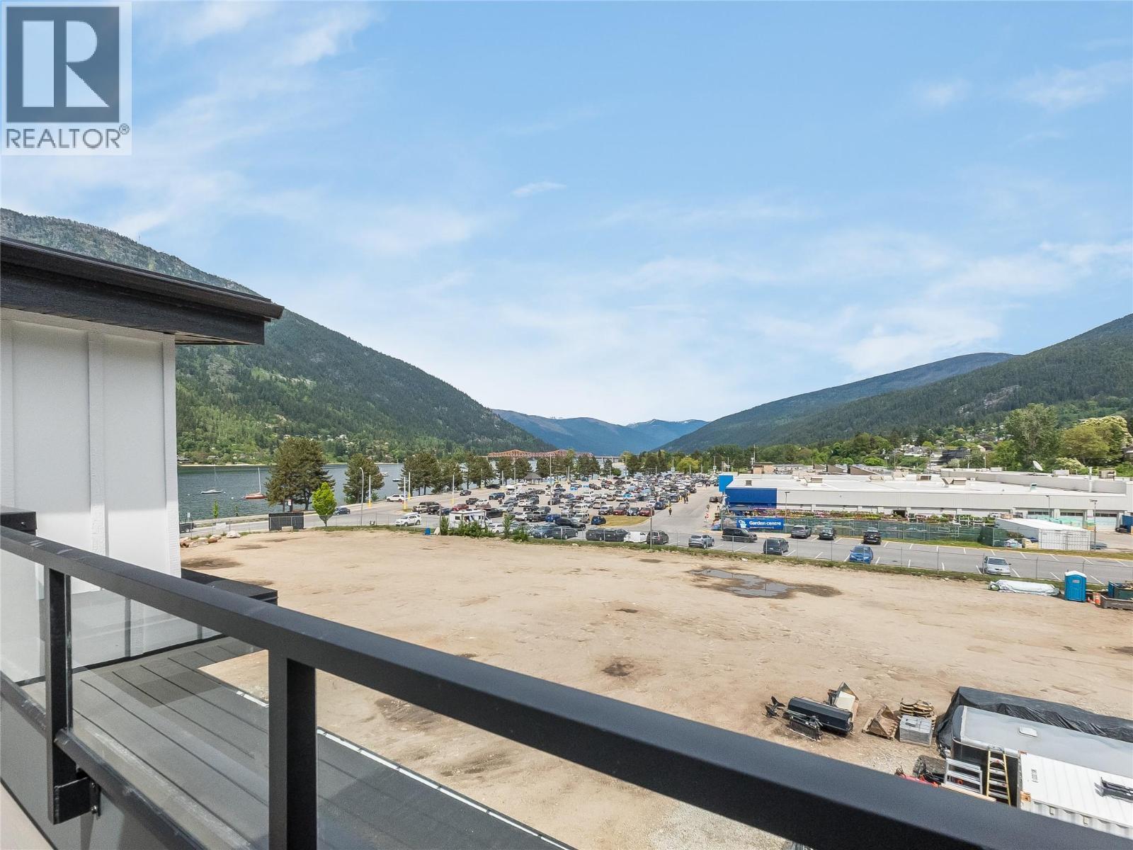 910 Lakeside Drive Unit# 208, Nelson, BC - Outdoor With View