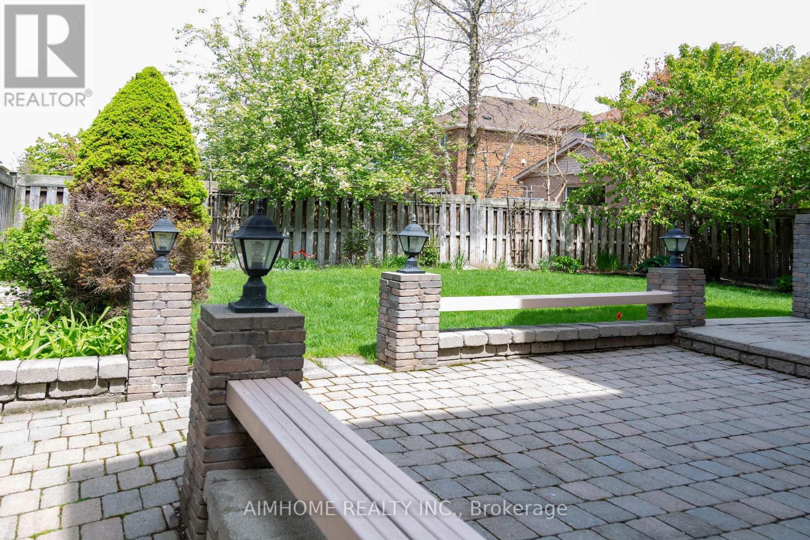 3295 Bloomfield Drive, Mississauga, ON - Outdoor With Exterior