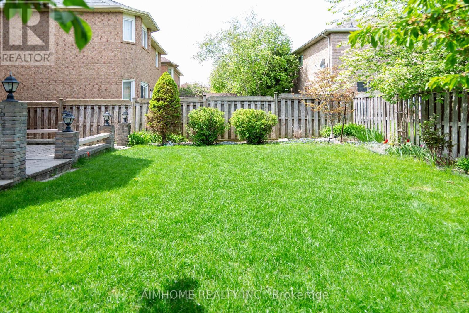 3295 Bloomfield Drive, Mississauga, ON - Outdoor With Deck Patio Veranda