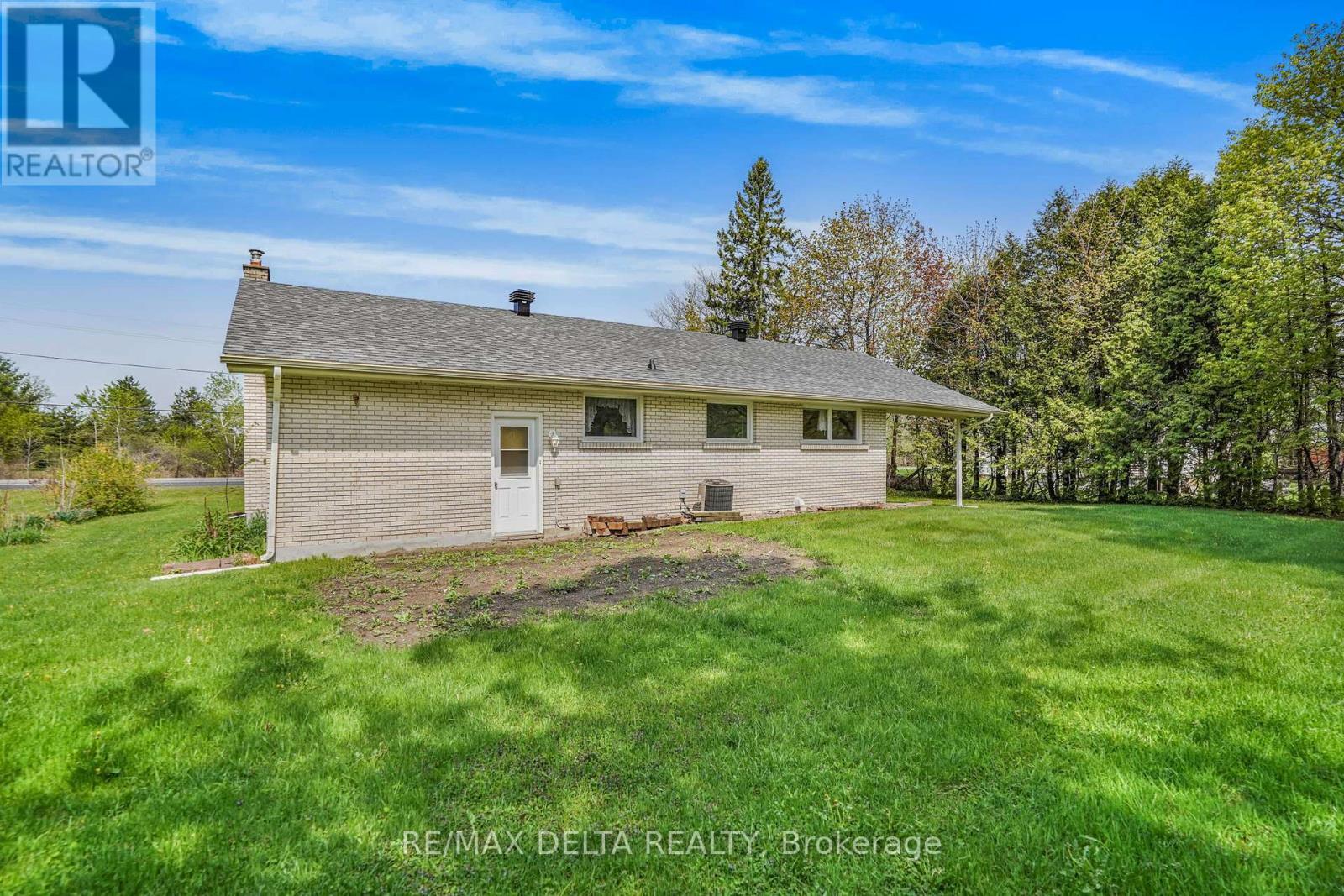 Review view of home. - 3295 Highway 34 Highway, Champlain, ON