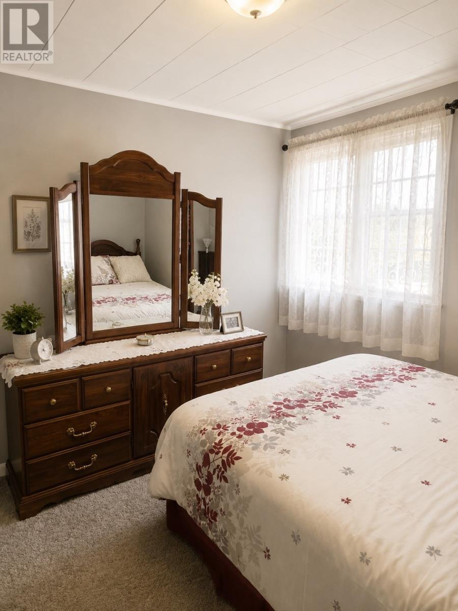 14 Beachy Cove Road, Mortier, NL - Indoor Photo Showing Bedroom