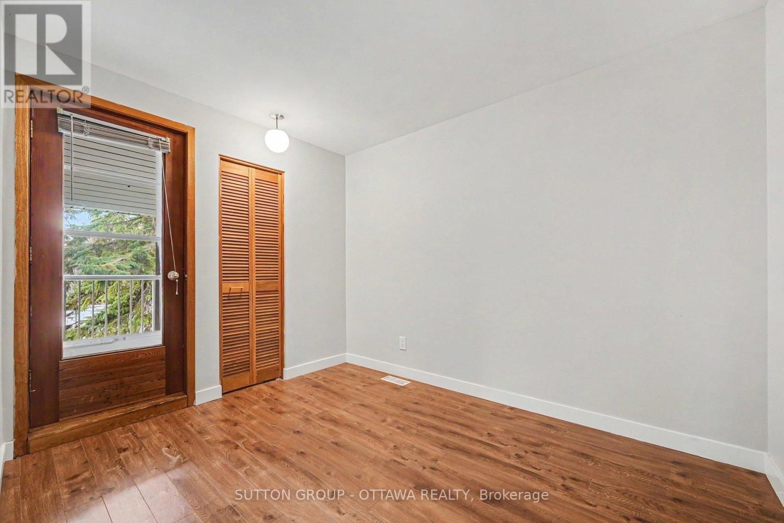 73 Scrivens Street, Ottawa, ON - Indoor Photo Showing Other Room
