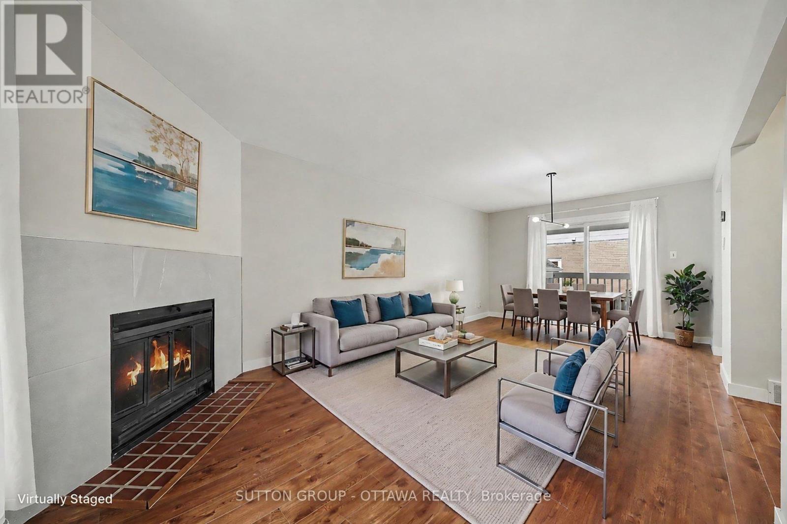 73 Scrivens Street, Ottawa, ON - Indoor Photo Showing Living Room With Fireplace