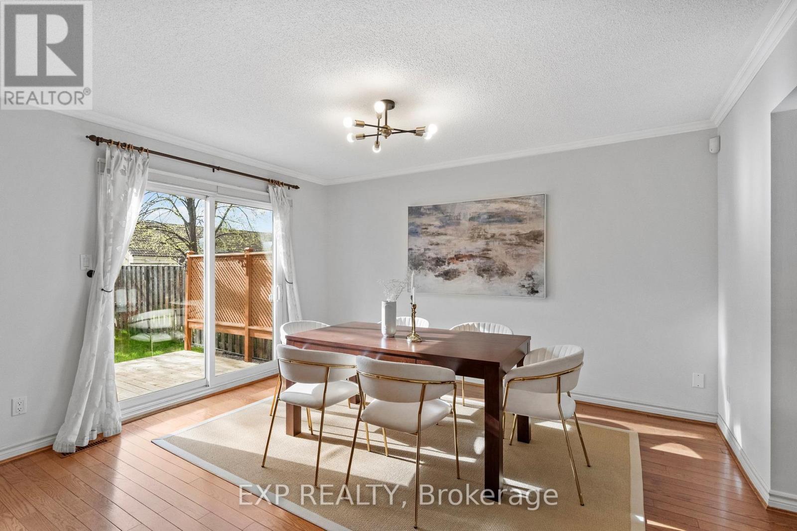 24 Juniper Crescent, Markham, ON - Indoor Photo Showing Dining Room