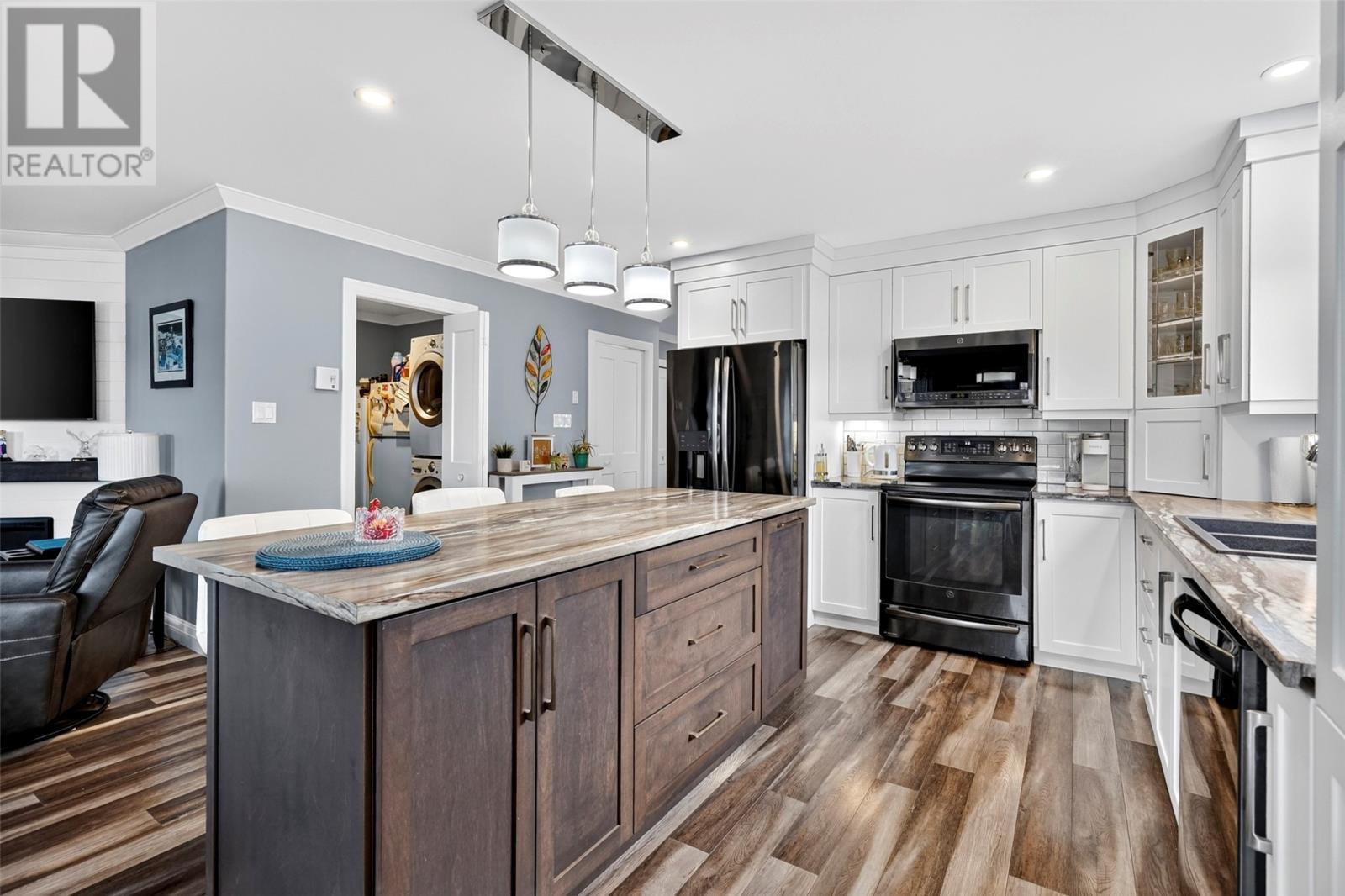 ground level in-law suite - 46 Remembrance Loop, Carbonear, NL - Indoor Photo Showing Kitchen