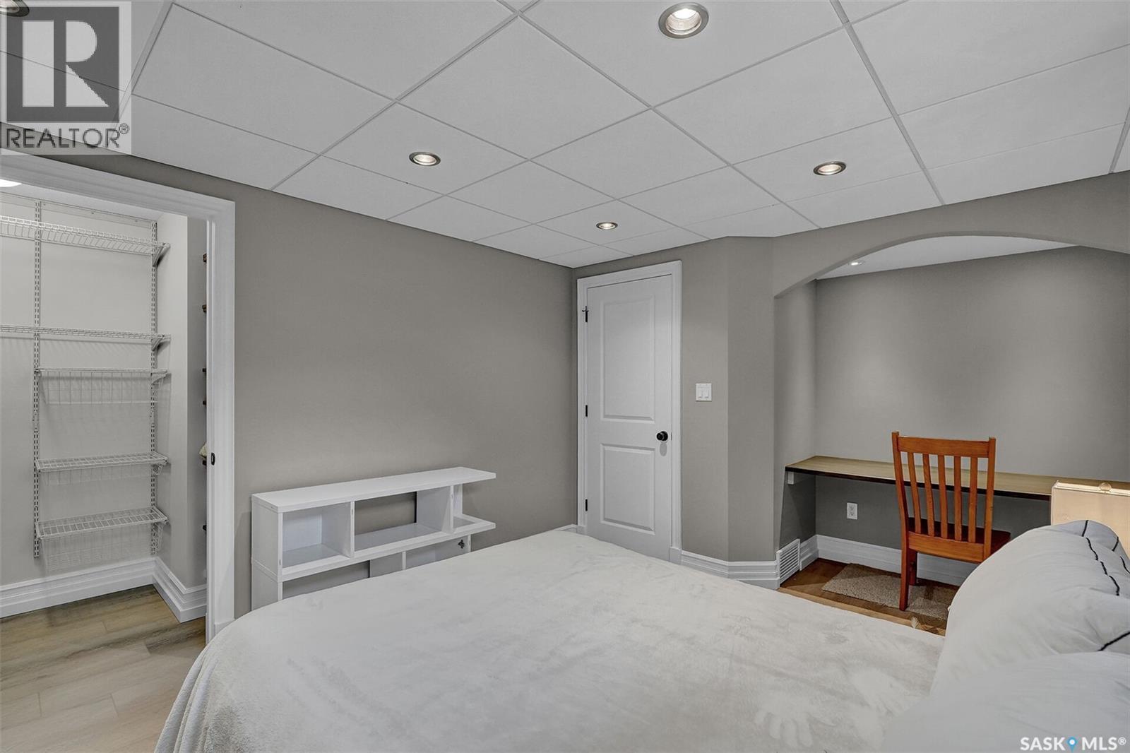8531 Thurston Crescent, Regina, SK - Indoor Photo Showing Bedroom