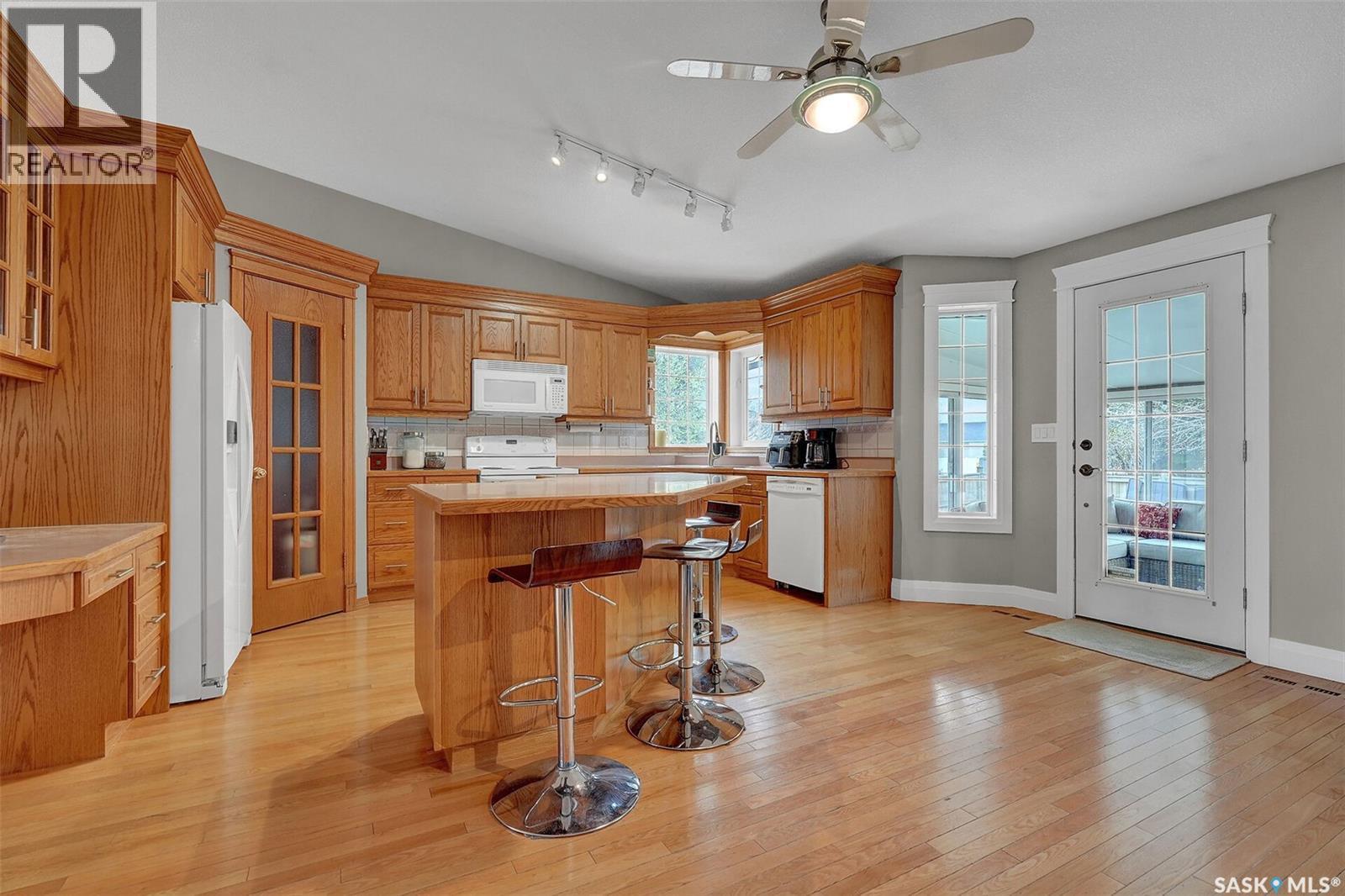 8531 Thurston Crescent, Regina, SK - Indoor Photo Showing Kitchen