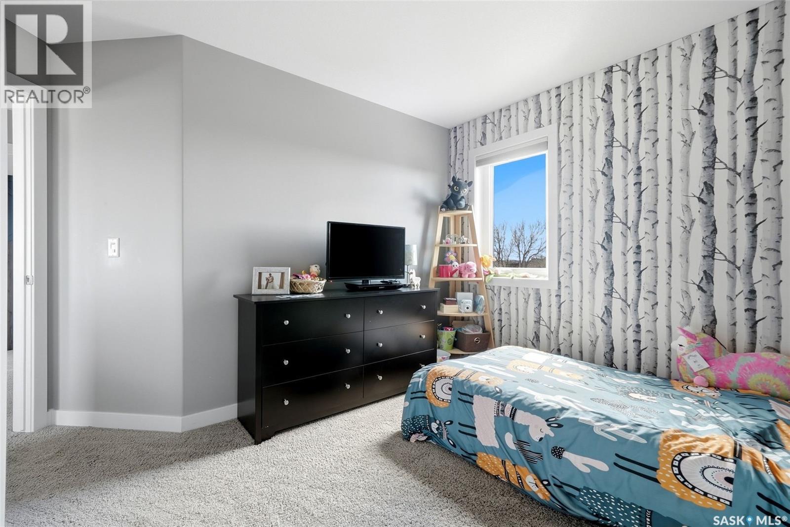 3930 Sandhill Crescent, Regina, SK - Indoor Photo Showing Bedroom