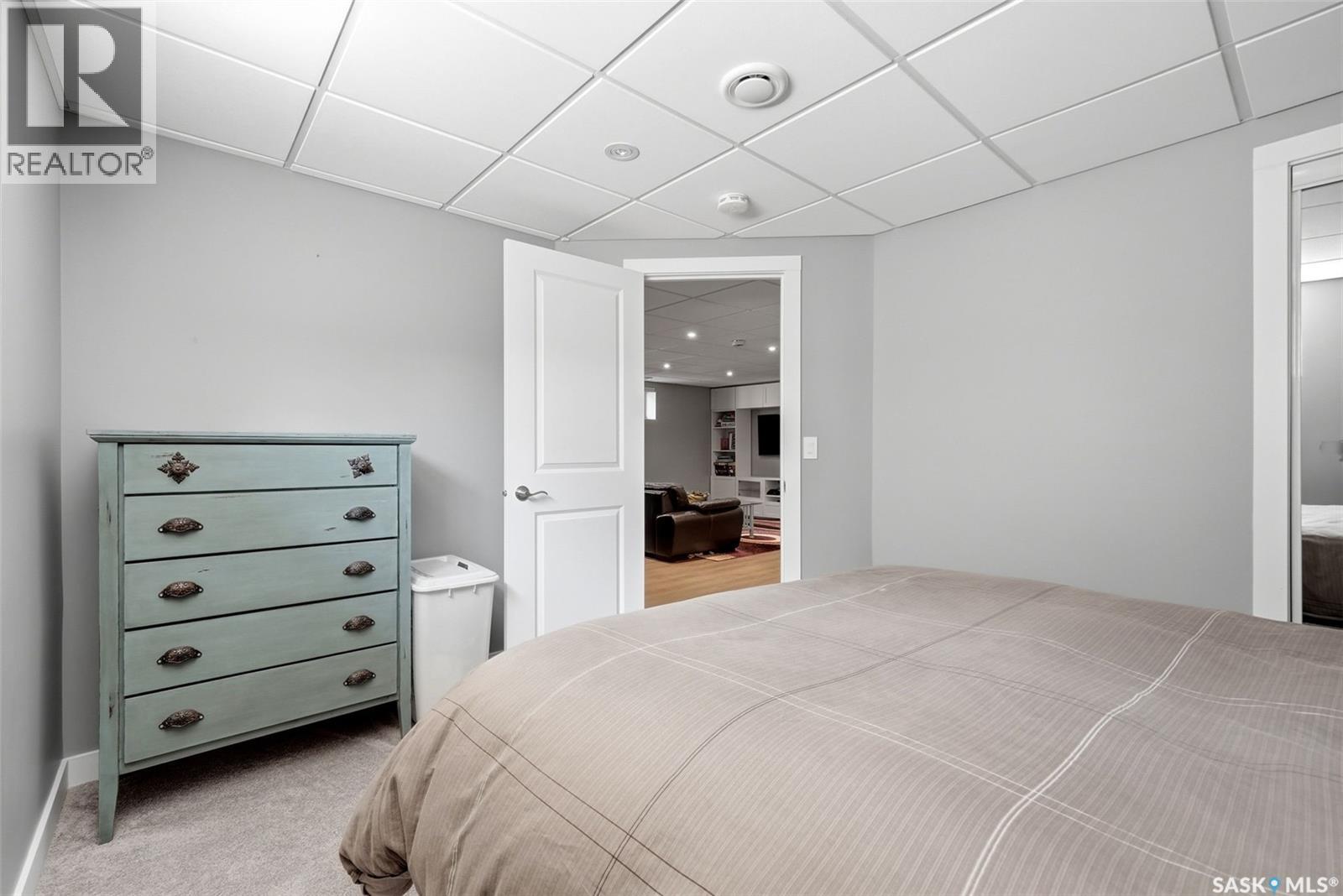 3930 Sandhill Crescent, Regina, SK - Indoor Photo Showing Bedroom