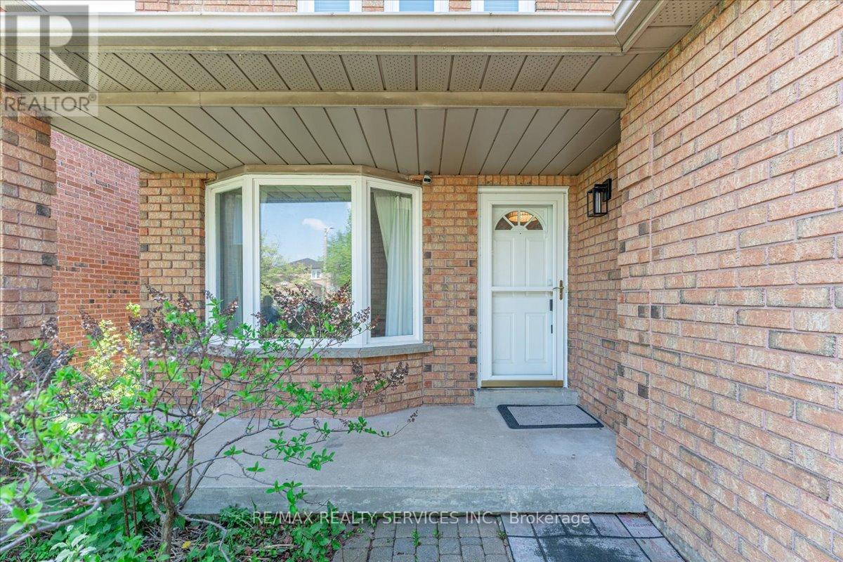108 Candy Crescent, Brampton, ON - Outdoor With Exterior