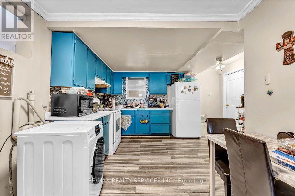108 Candy Crescent, Brampton, ON - Photo Showing Laundry Room