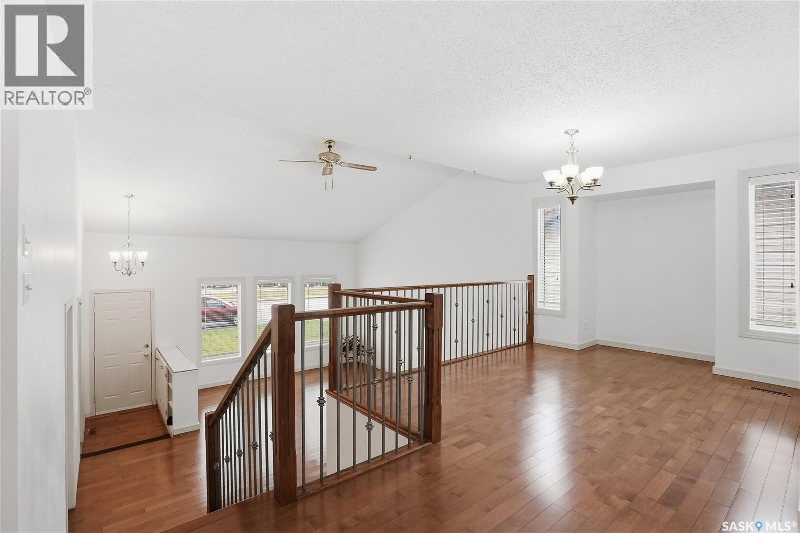 314 Waterbury Road E, Saskatoon, SK - Indoor Photo Showing Other Room