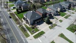 2 MUMBERSON COURT Markham, ON L6C 1Y4