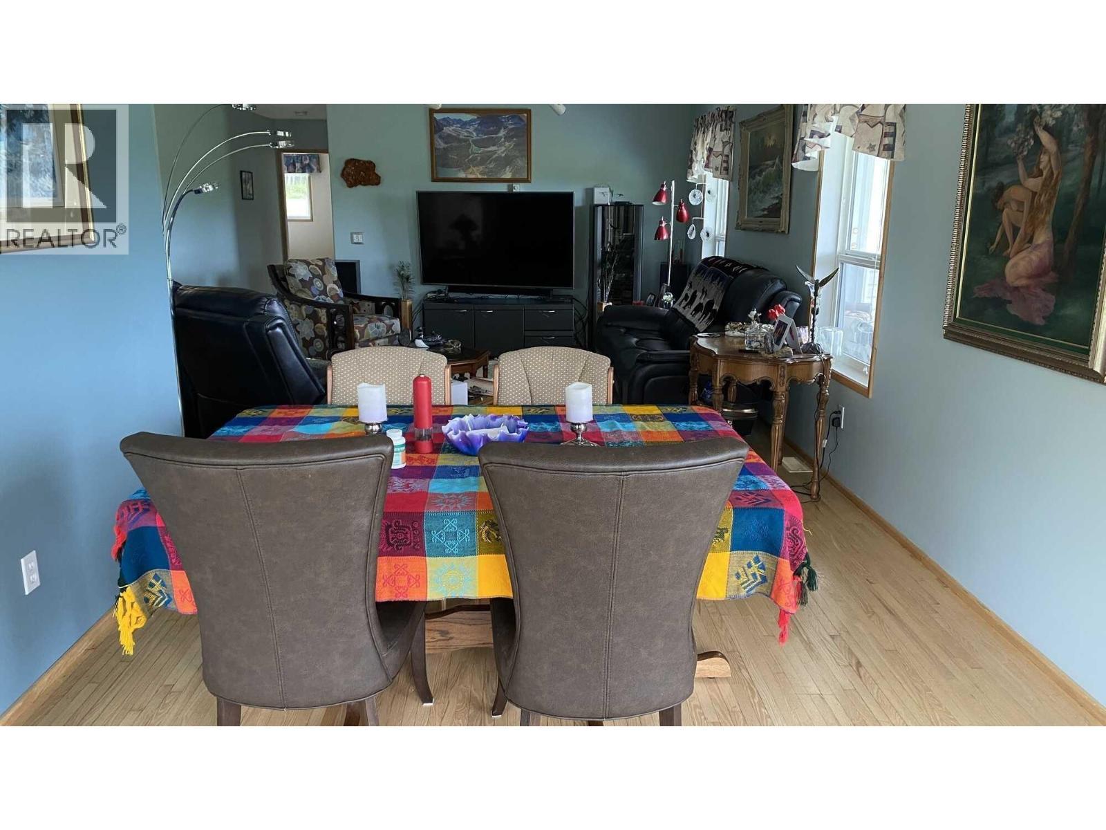 444 Cameron Road, Quesnel, BC - Indoor Photo Showing Other Room