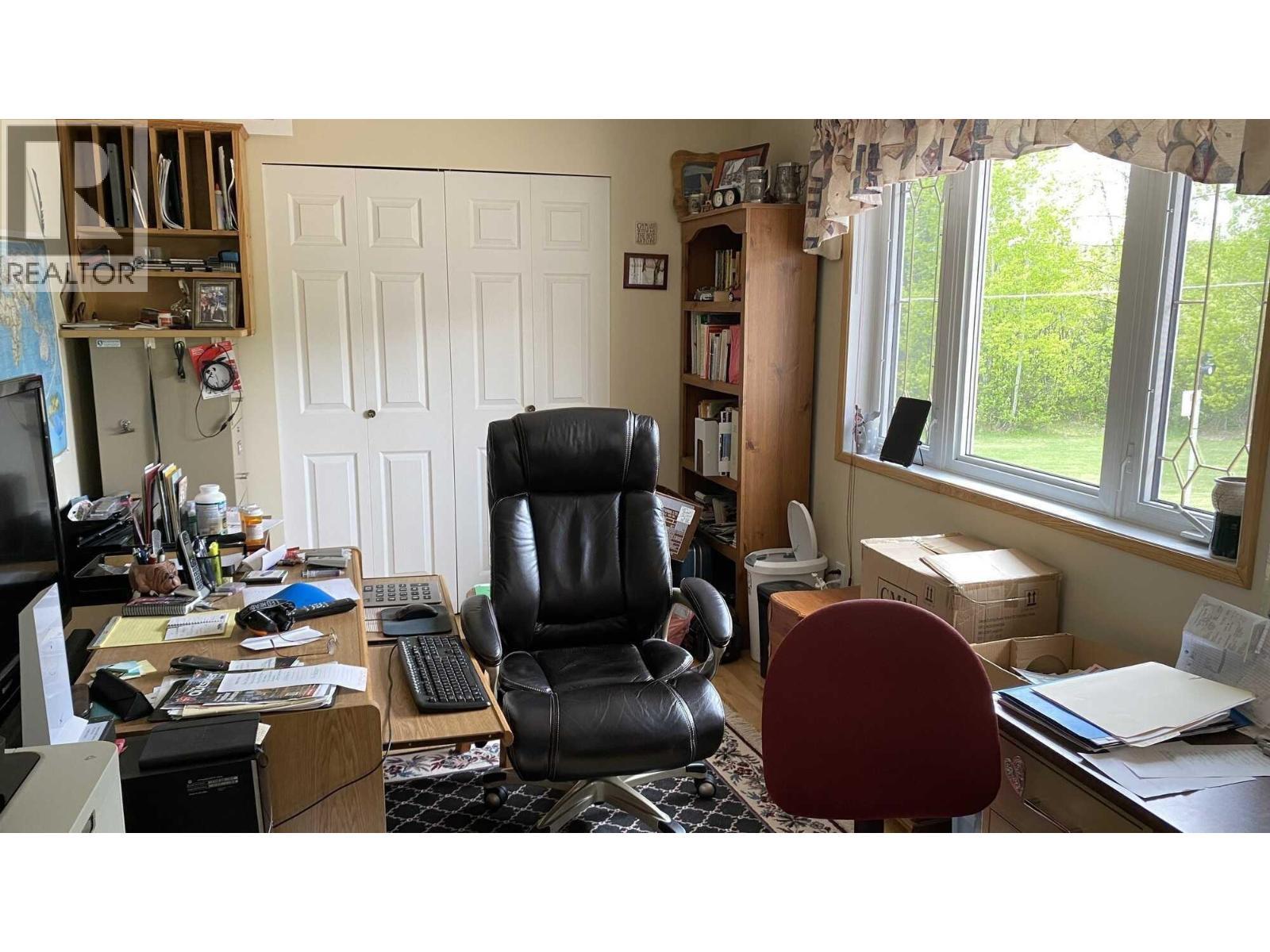 444 Cameron Road, Quesnel, BC - Indoor