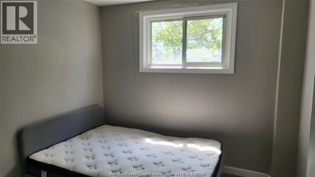 701 Marentette Unit# A, Windsor, ON - Indoor