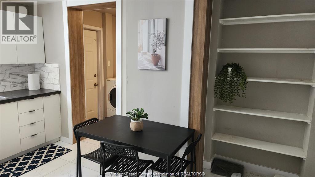 701 Marentette Unit# A, Windsor, ON - Indoor