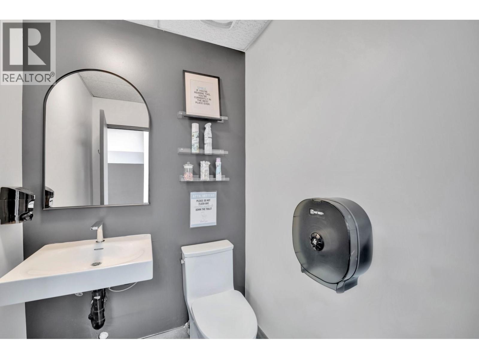 1675 Kingsway, Vancouver, BC