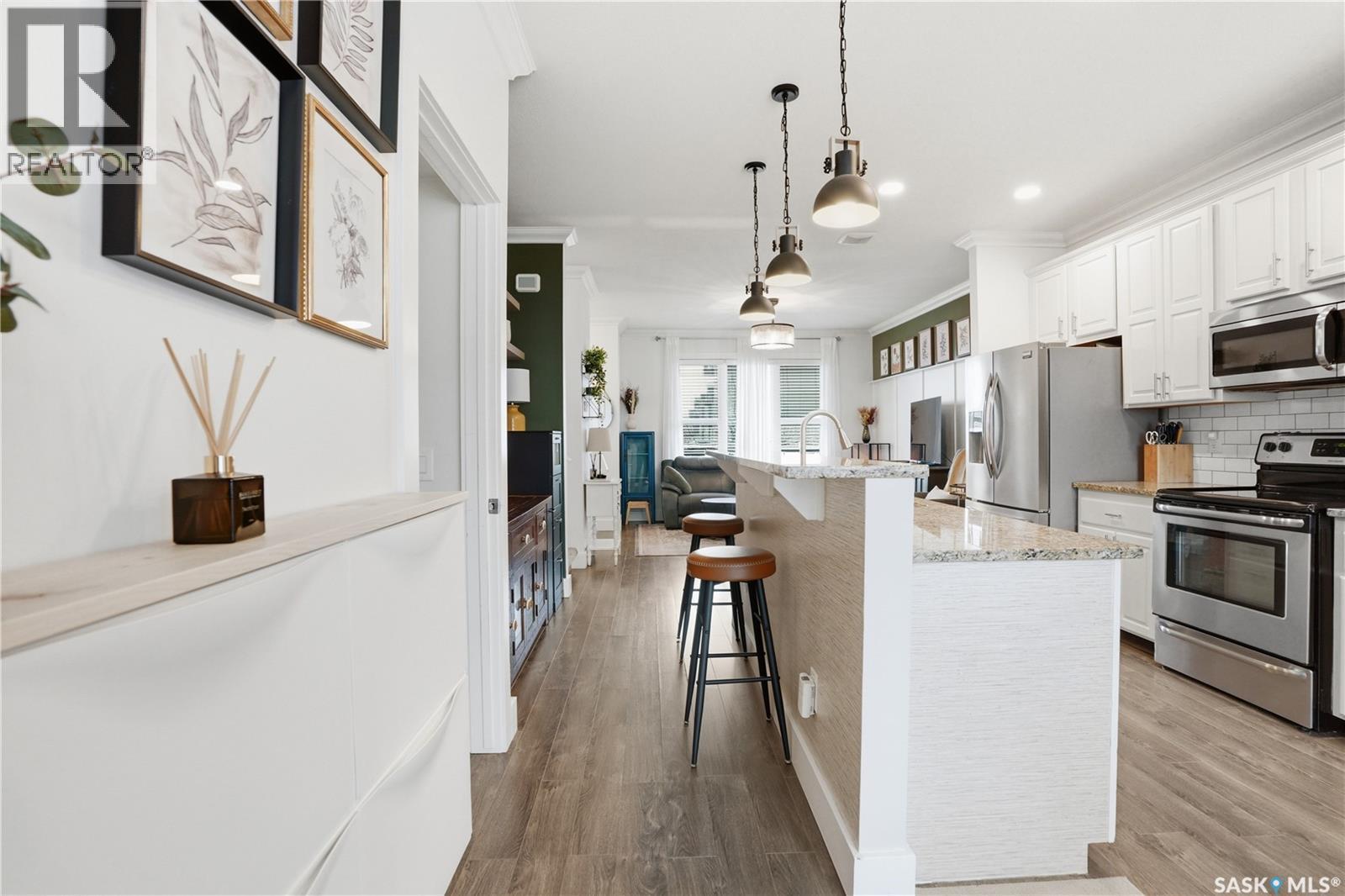 431 Eaton Lane, Saskatoon, SK - Indoor Photo Showing Kitchen