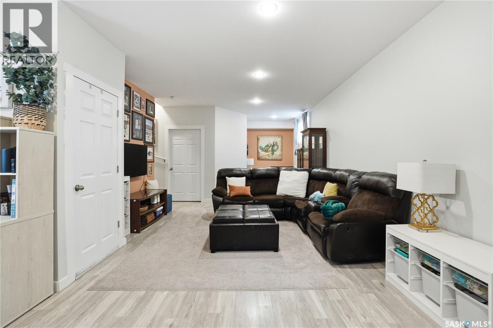 431 Eaton Lane, Saskatoon, SK - Indoor