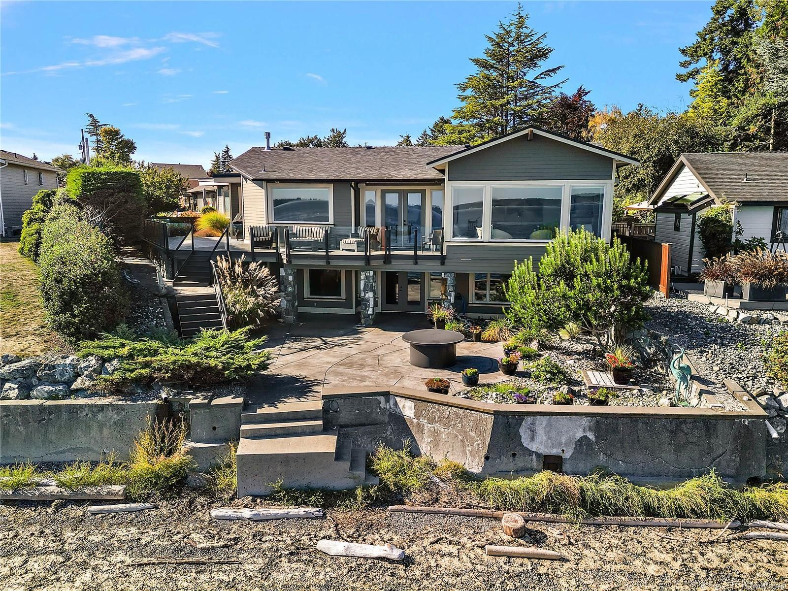 10206 Surfside Pl, Sidney, BC