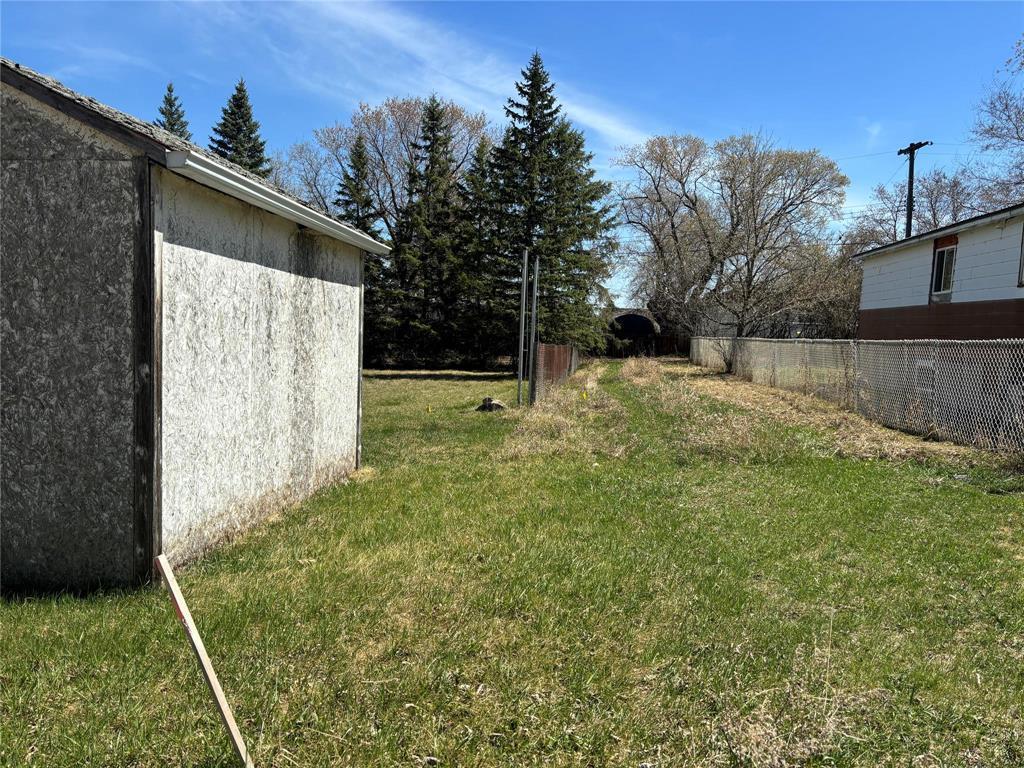 1102 Princess Avenue E, Brandon, MB