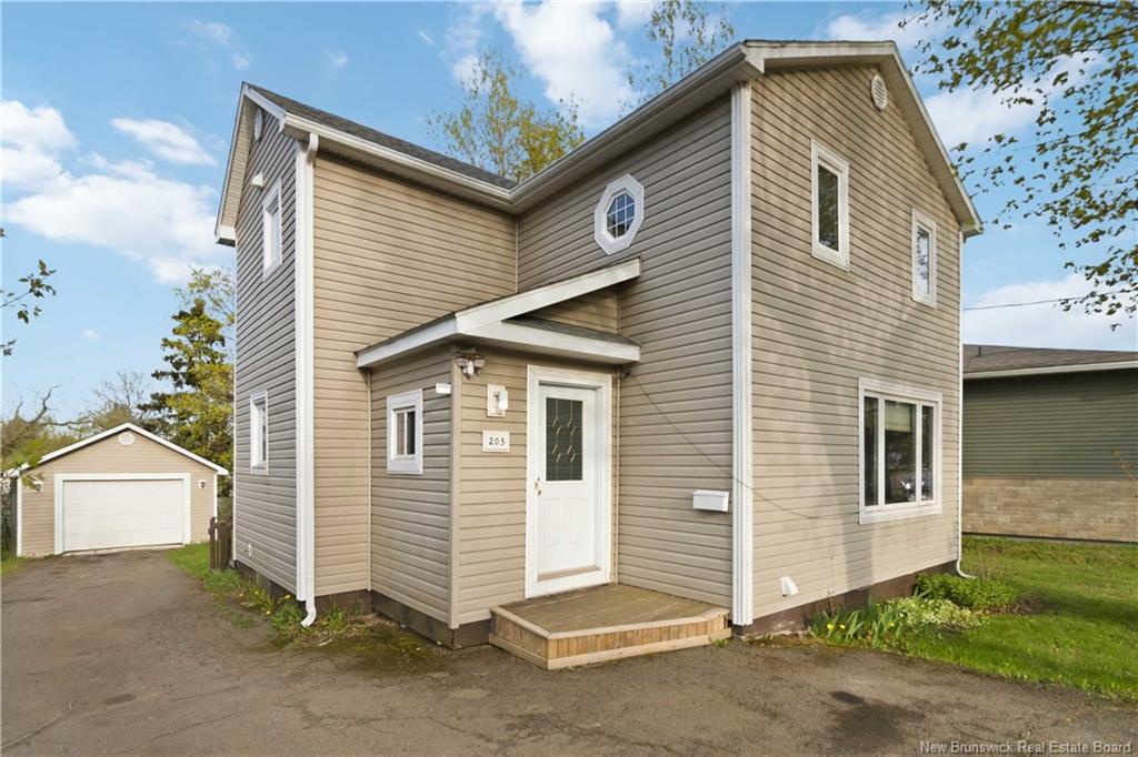 205 Broadway St, Moncton, NB