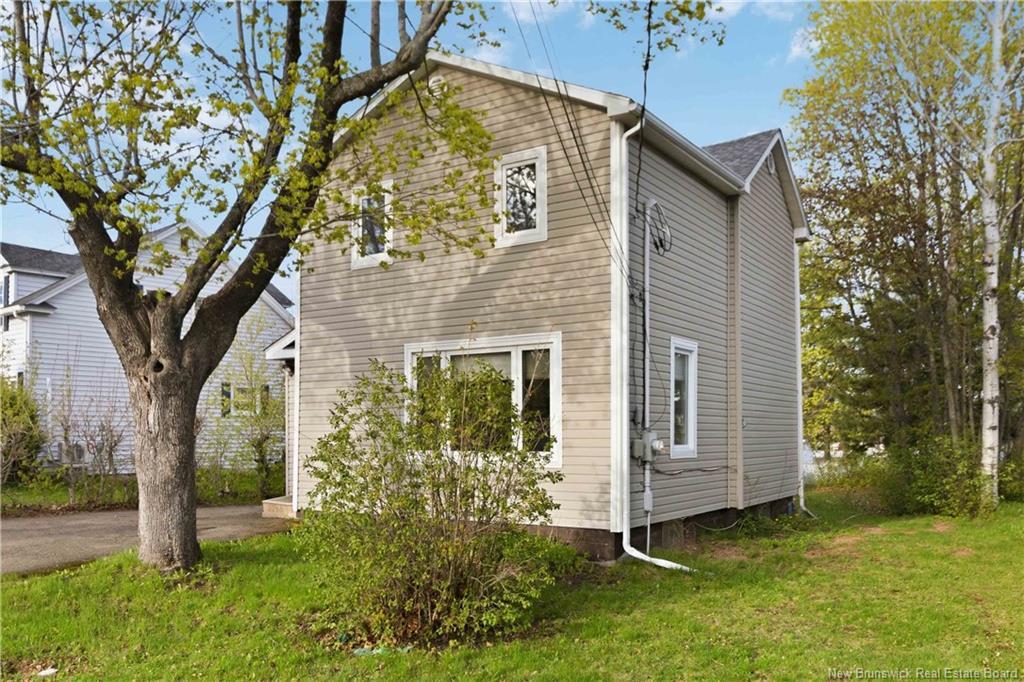 205 Broadway St, Moncton, NB