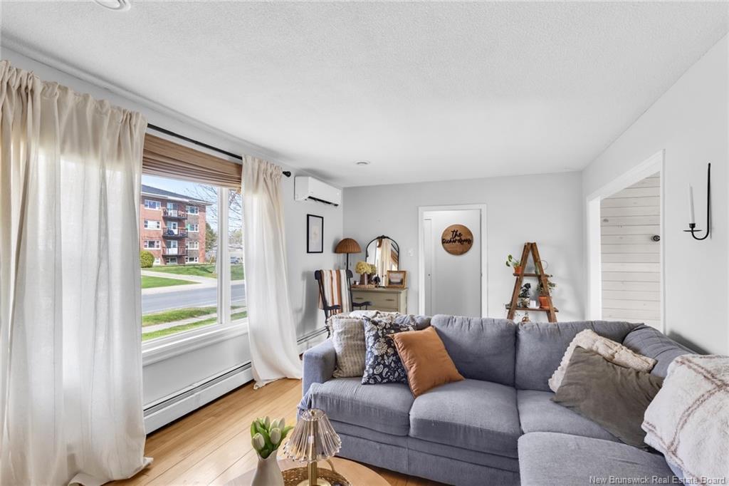 368 Canterbury Dr, Fredericton, NB