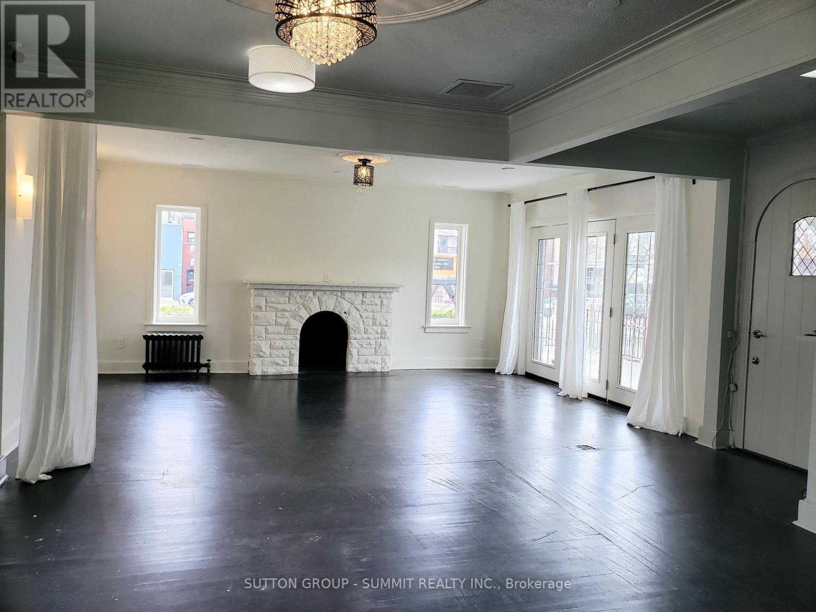 3 Brant Avenue, Mississauga, ON