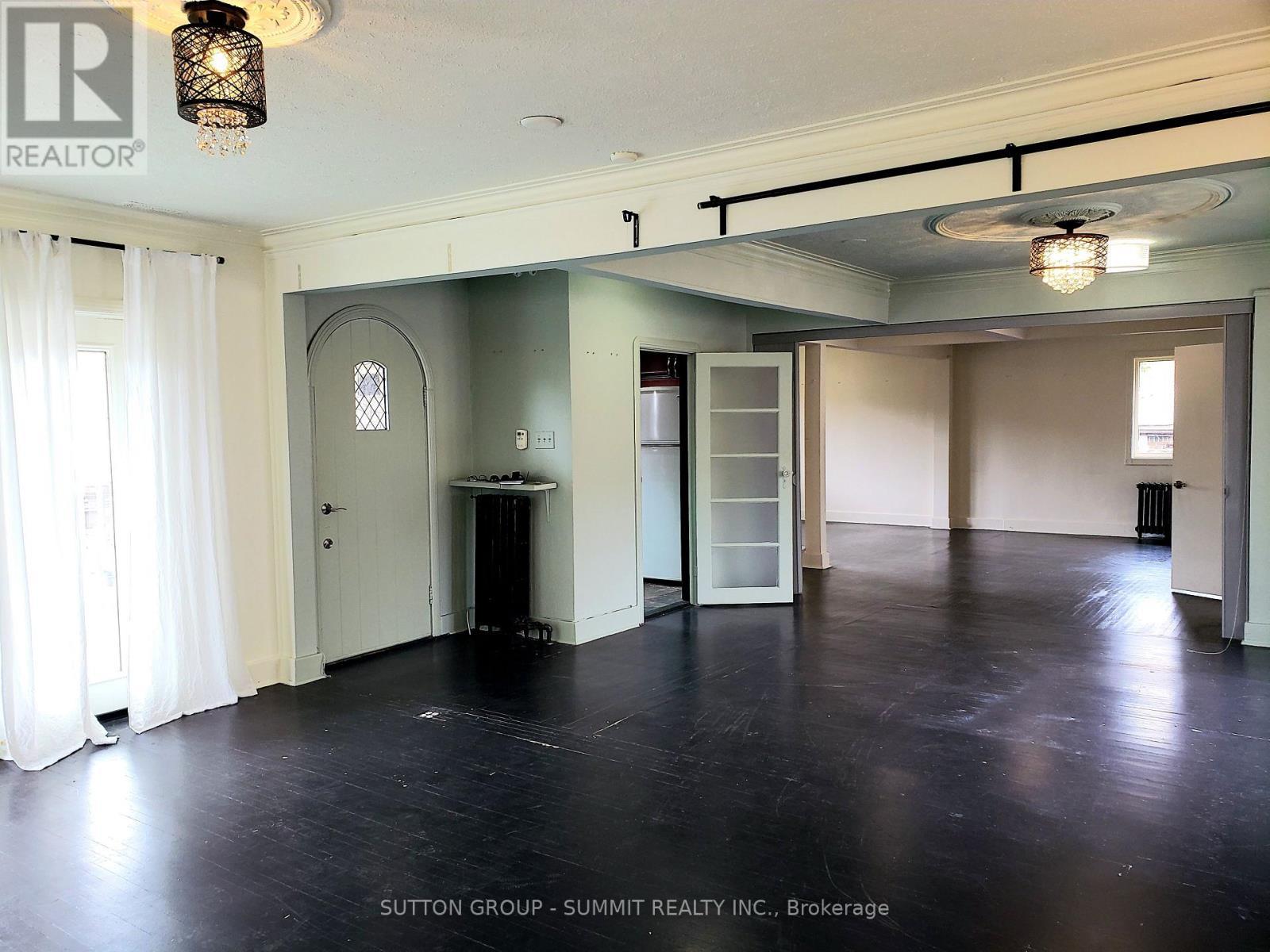 3 Brant Avenue, Mississauga, ON