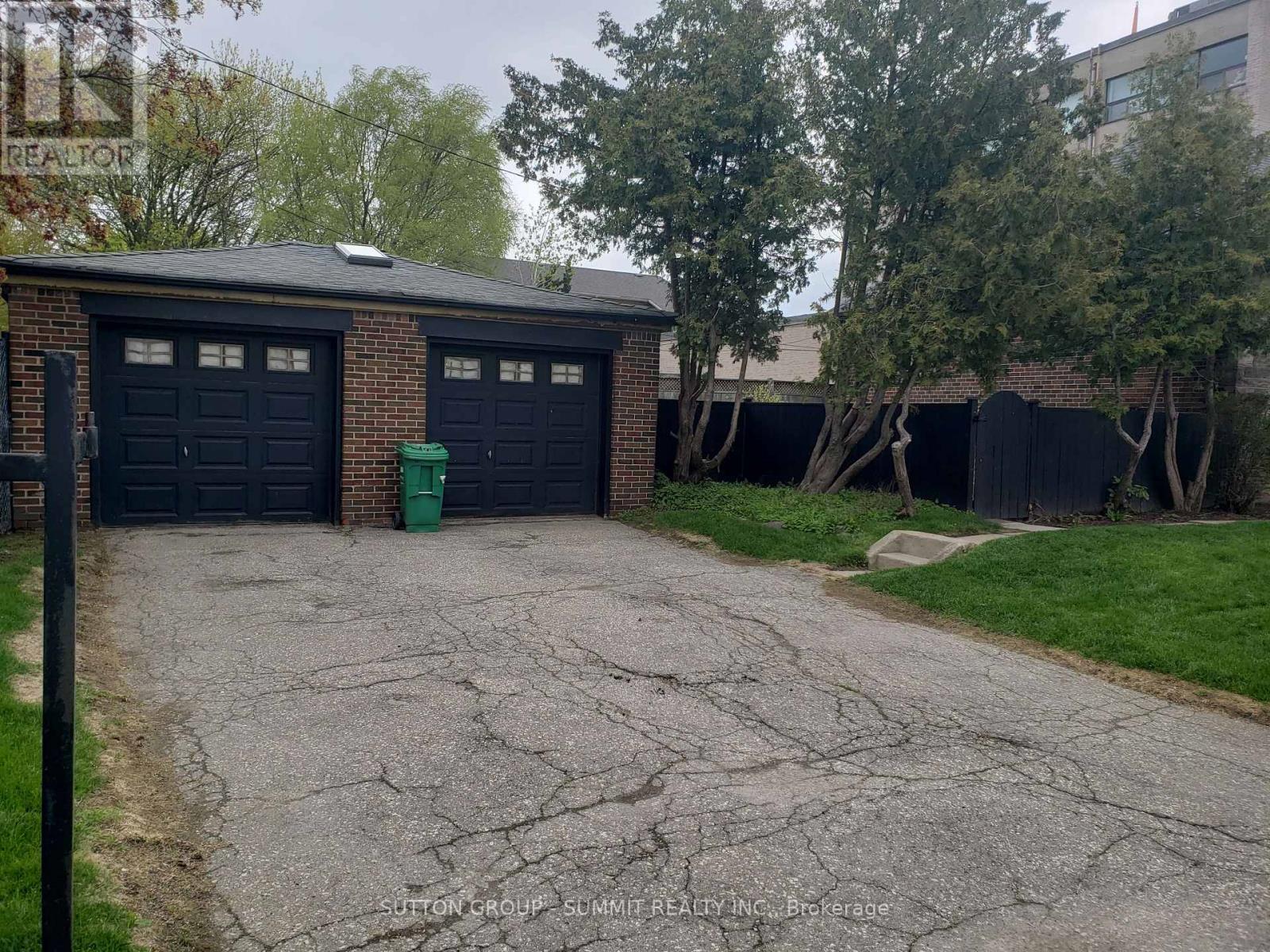 3 Brant Avenue, Mississauga, ON