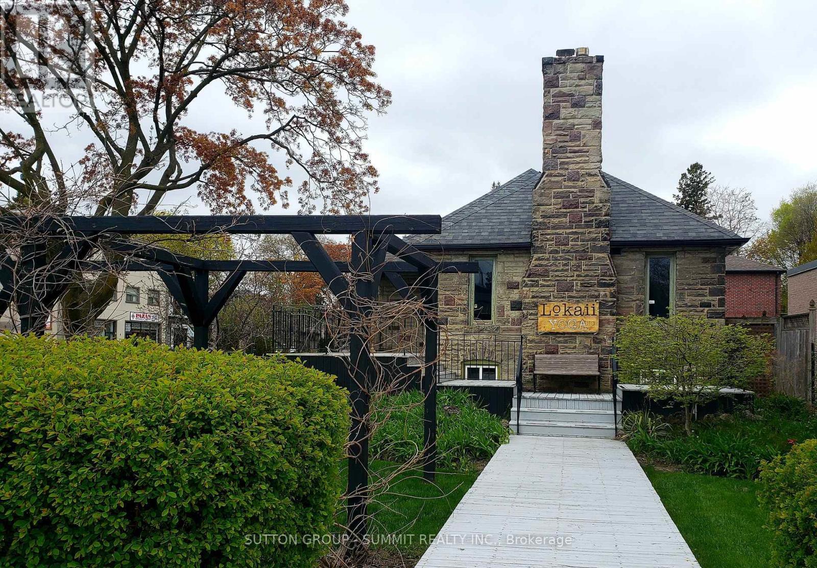 3 Brant Avenue, Mississauga, ON