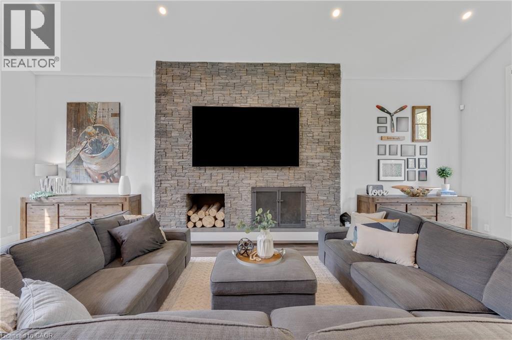 2092 Highway 6, Puslinch, ON - Indoor Photo Showing Living Room With Fireplace