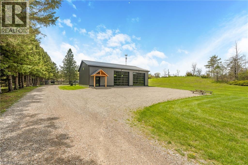 2092 Highway 6, Puslinch, ON - Outdoor