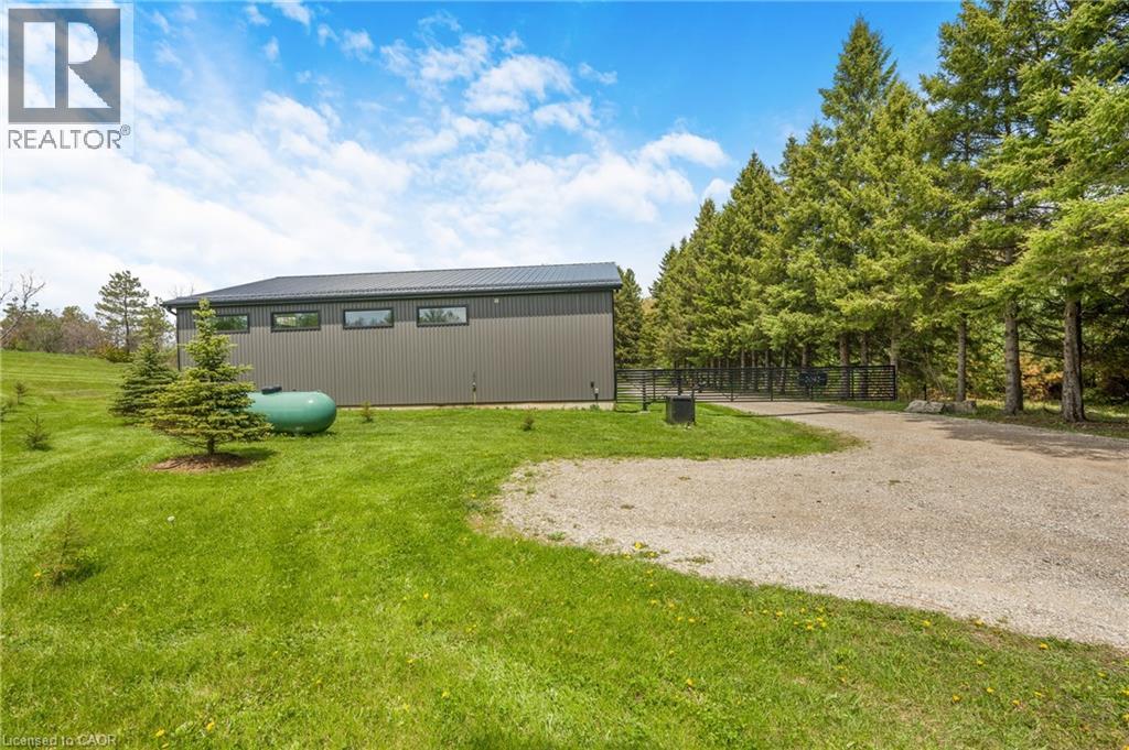 2092 Highway 6, Puslinch, ON - Outdoor