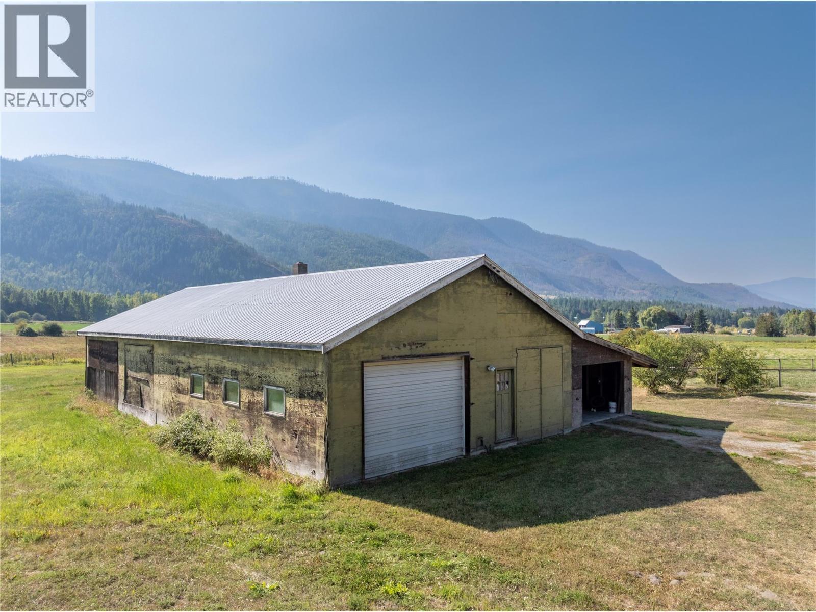 Original Shop - 1403 Notch Hill Road, Sorrento, BC