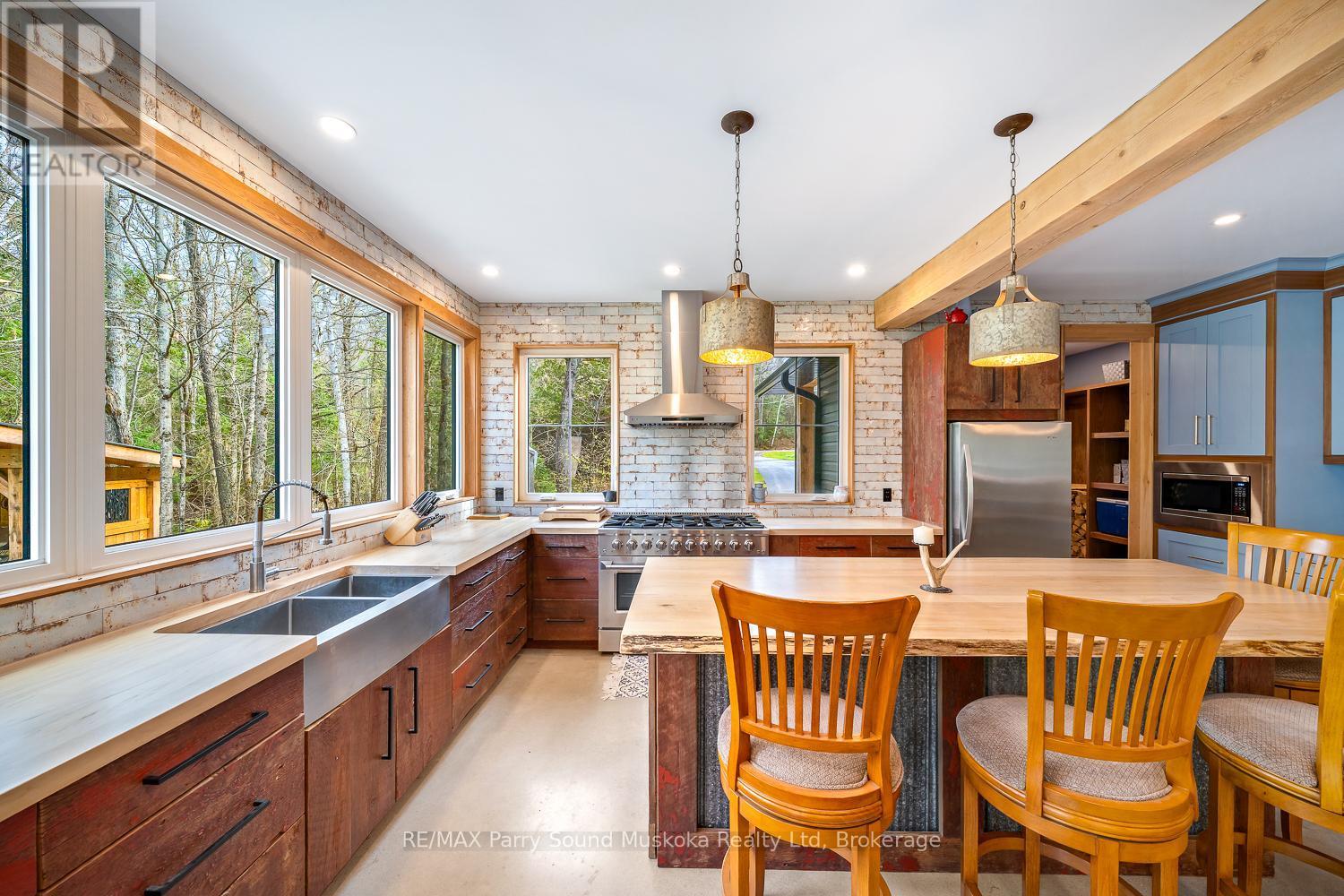 13 Labrash Lake Road, Whitestone, ON - Indoor