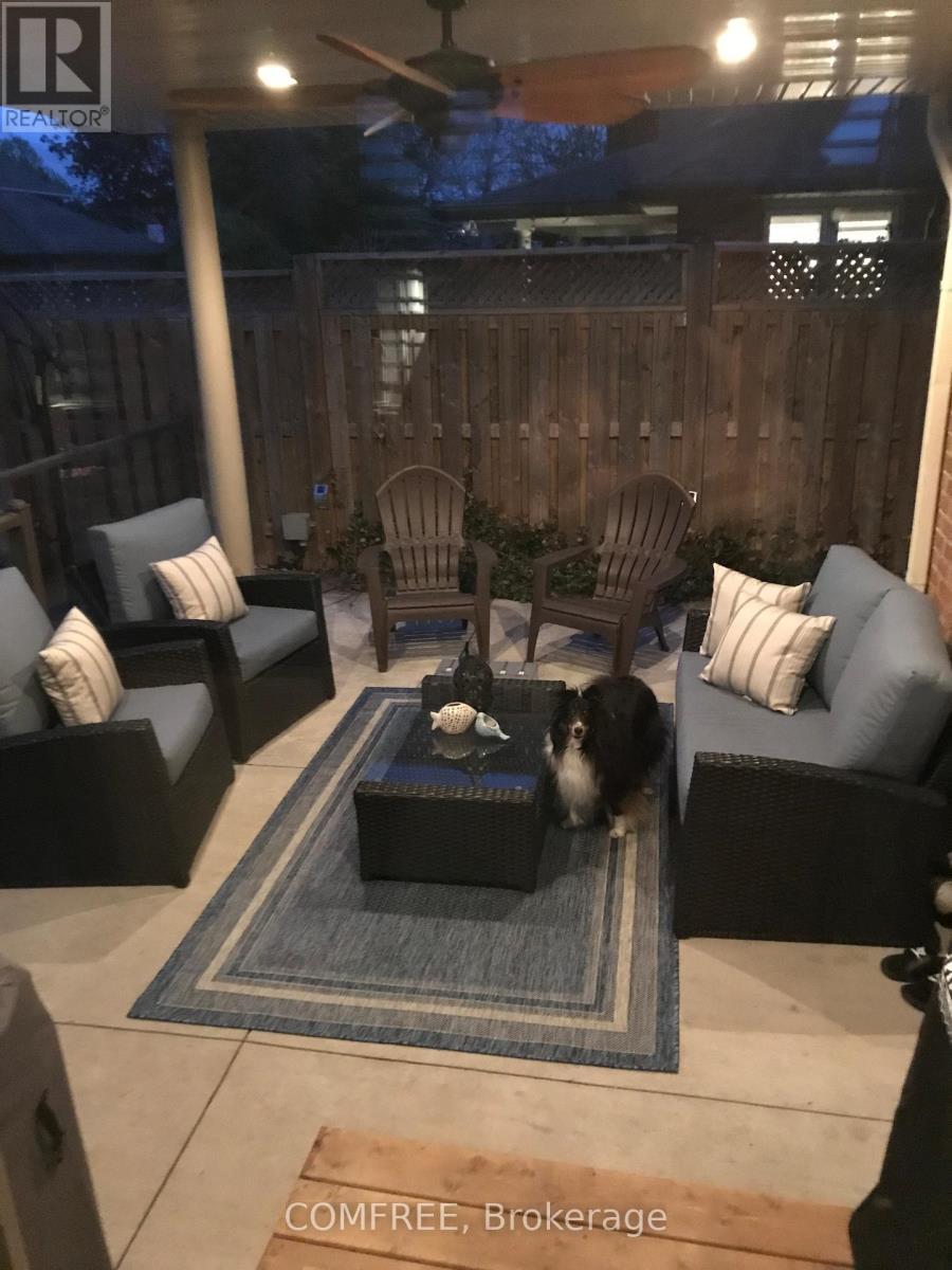 10 Endicott Drive, St. Catharines (Grapeview), ON - Indoor