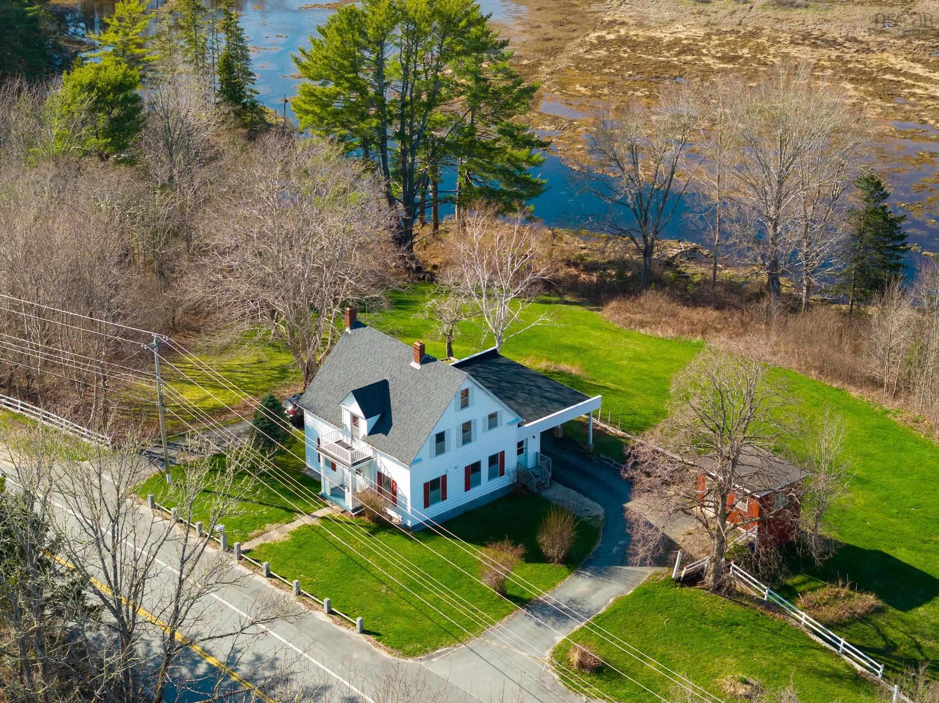 5226 Highway 3, Chester Basin, NS